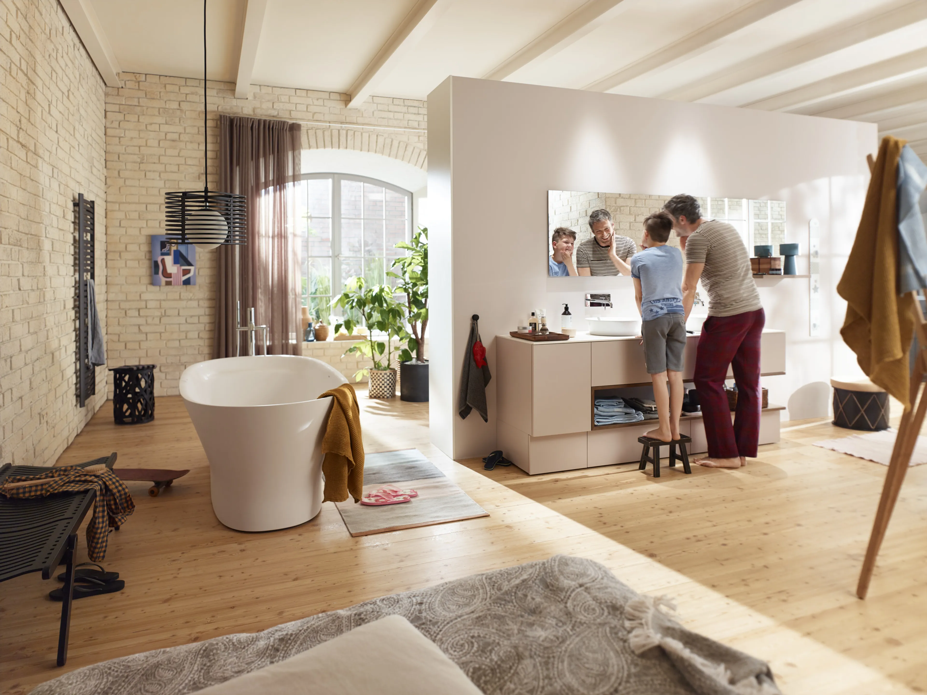 سرویس حمام و دستشویی