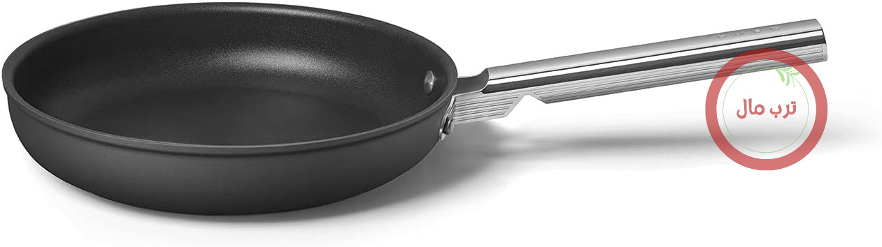 ماهیتابه نچسب اسمگ مدل CKFF2601BLM، قطر 26 سانتی‌متر، دسته ارگونومیک از جنس استیل ضد زنگ، مناسب برای انواع اجاق گاز، مناسب برای فر تا دمای 250 درجه سانتیگراد، ظرفیت 2.3 لیتر، مشکی