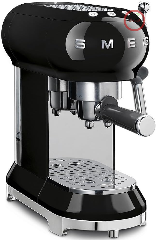 دستگاه اسپرسوساز دستی Smeg ECF01BLEU، سیستم کاپوچینو، ترموبلاک، ظرفیت فنجان بزرگ و عملکرد قهوه دوتایی، مخزن آب ۱ لیتری، ابعاد جمع و جور، ۱۳۵۰ وات، مشکی